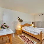 Gaestehaus Eder *