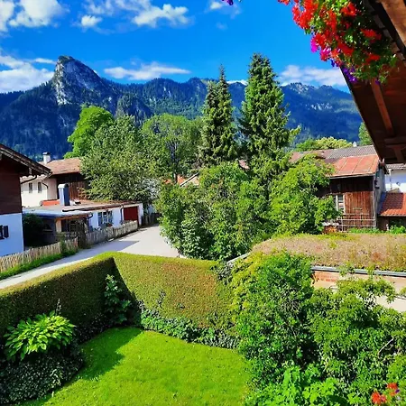 Gaestehaus Eder ゲストハウス *