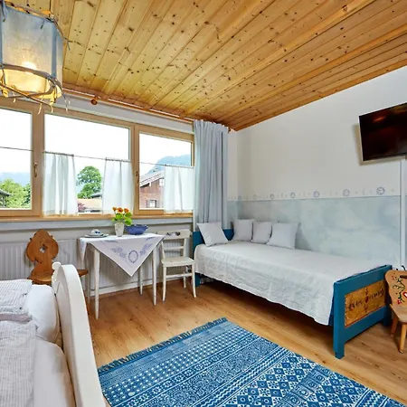 Pensionat Gaestehaus Eder